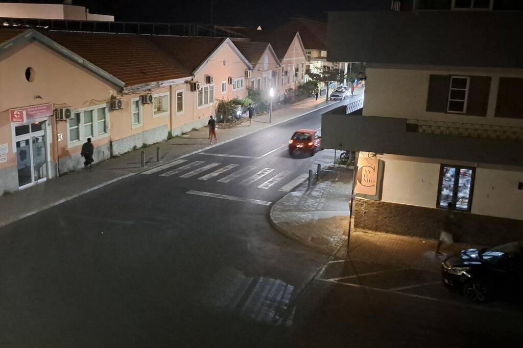Mendes Family Homestay - B&B In The Heart Of Praia Exteriör bild
