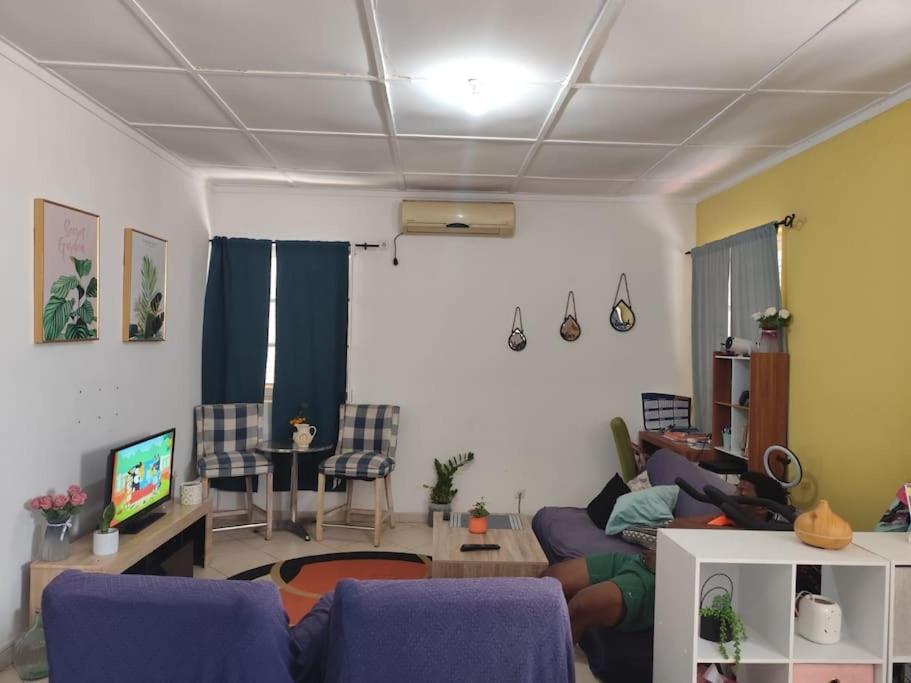 Mendes Family Homestay - B&B In The Heart Of Praia Exteriör bild