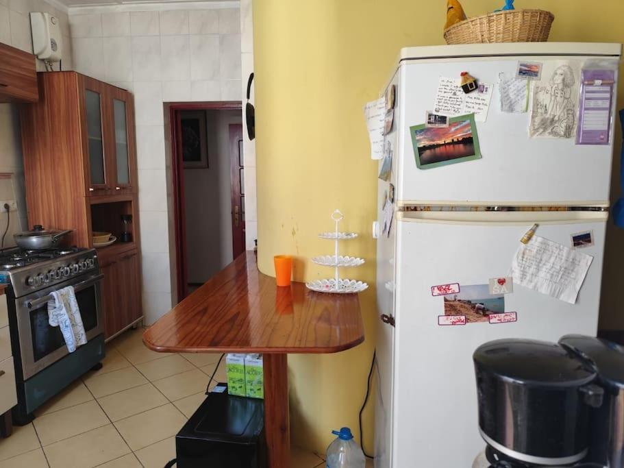Mendes Family Homestay - B&B In The Heart Of Praia Exteriör bild